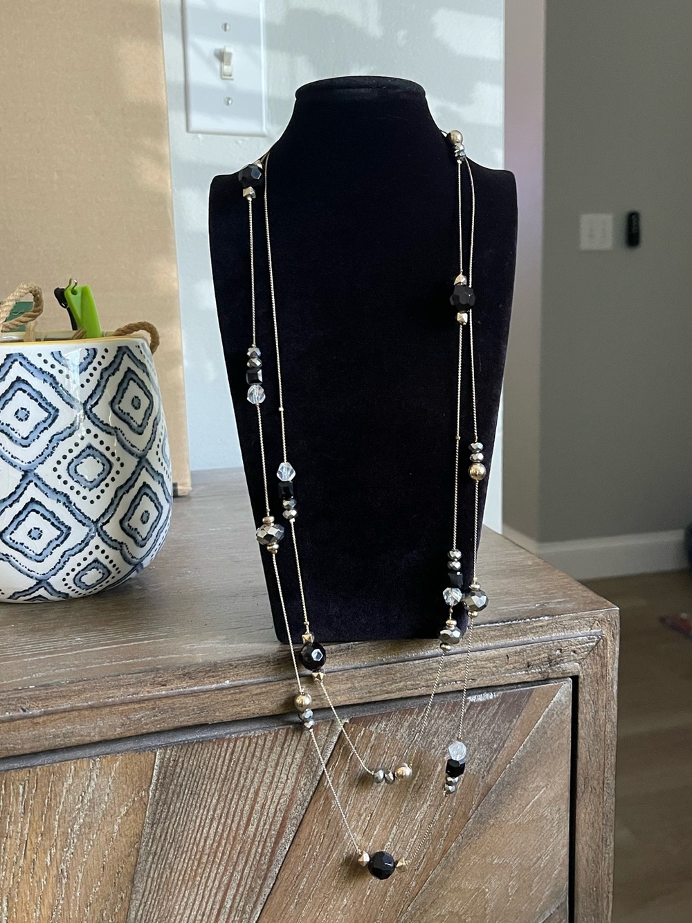 Vintage Style 60" Black & Clear Faceted Bead Long Flapper Infinity Necklace